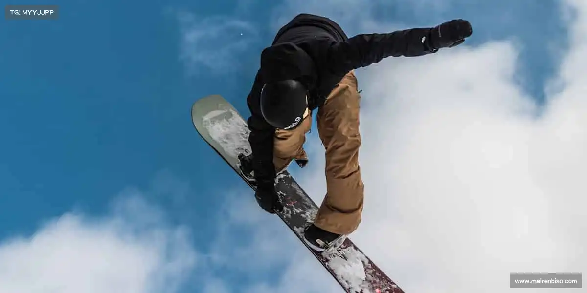 WG电子🏸挥动球拍，舞动青春！每一次拼搏，都是对自己的超越！